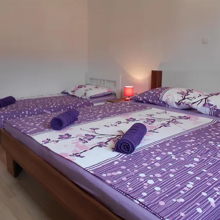 Apartment Cherry Kastela